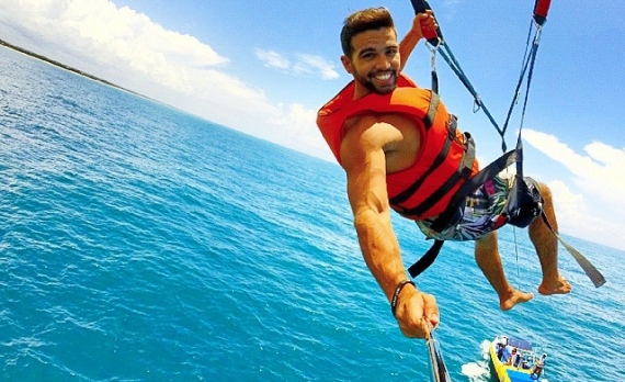 Voo Parasail // Parasailing